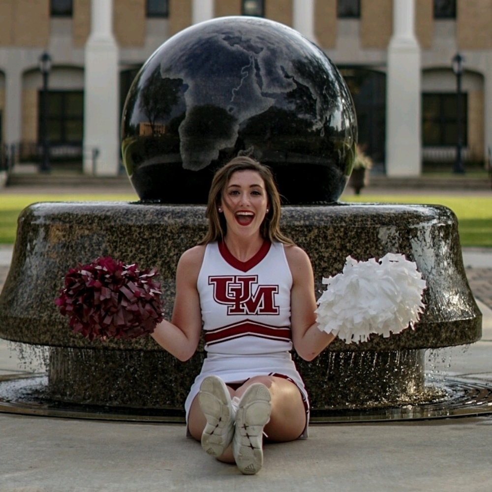 Meet your Posher, Hannah